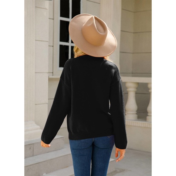 Round Neck Long Sleeve Single-Breasted Sweater - Picture 4 of 11